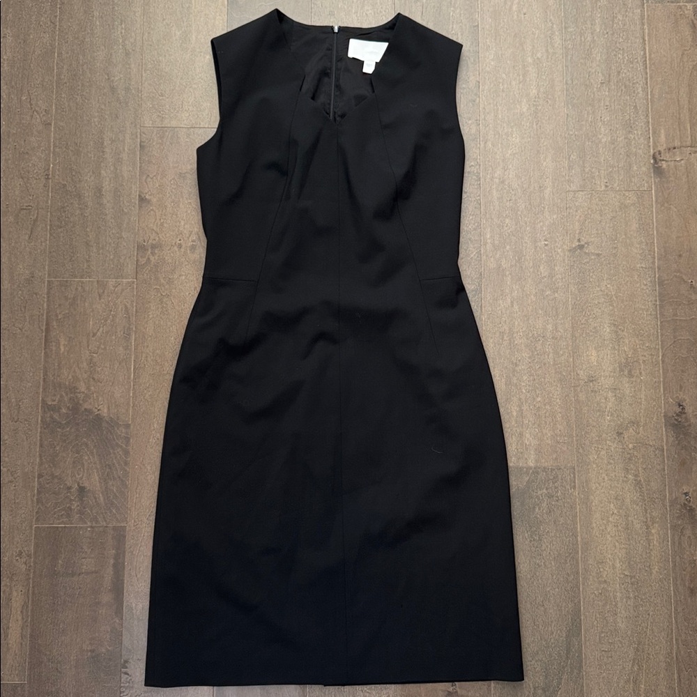 BOSS Hugo Boss Black Virgin Wool Sleeveless Sheath Dress US 6
